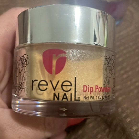 2 revel nail dip powders - Picture 2 of 7